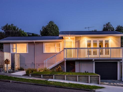 2 Barberry Grove, Maungaraki