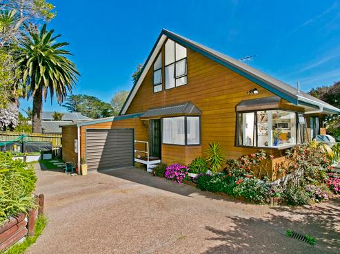 240A Sunset Road, Windsor Park