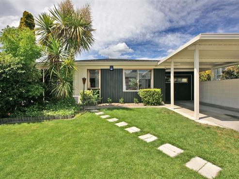 11 James Cook Street, Havelock North