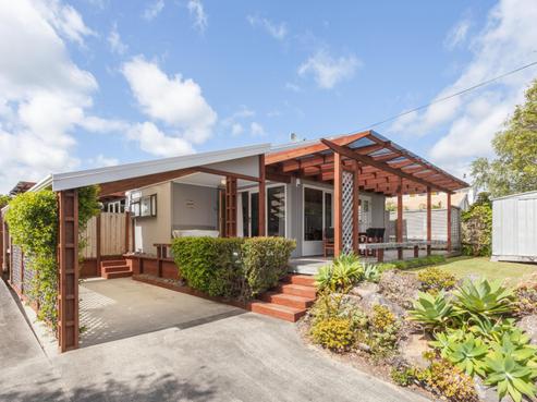 114A Weka Street, Whangamata