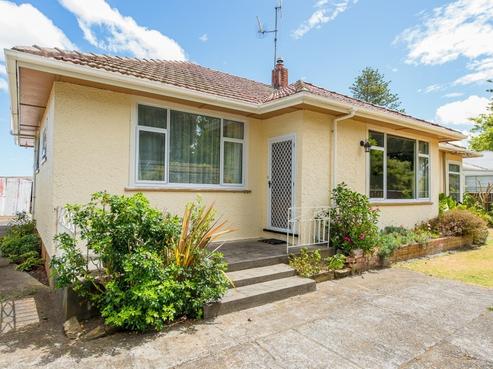153 Great North Road, Otamatea
