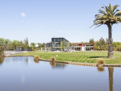 22 Glengarriff Drive, Lincoln