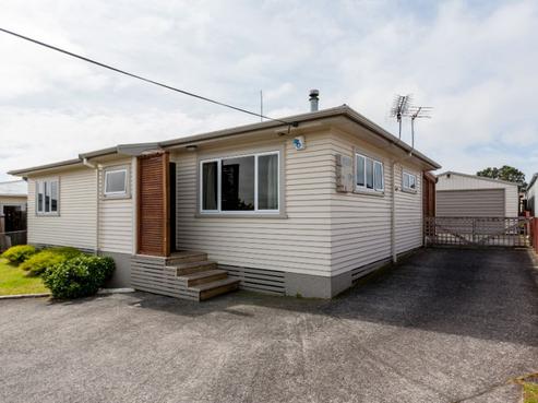 98 Omata Road, Marfell