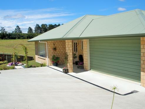 6 Eileen Stephens Place, Tikipunga