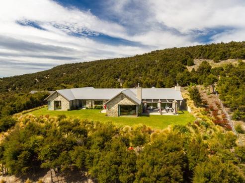 3 Weatherall Close, Wanaka
