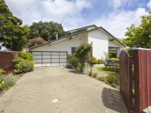 120 Waterloo Road, Central Hutt