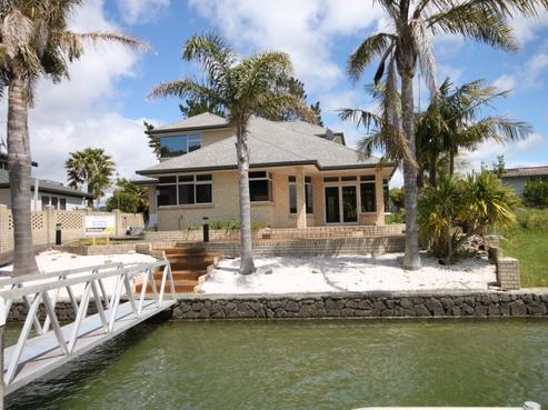 609 Waterways Parade, Pauanui