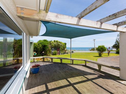 327 Bayly Road, Okato