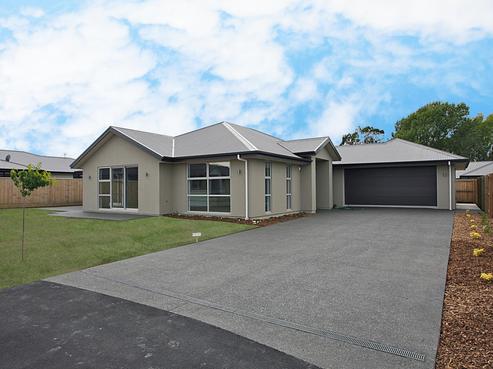 8 Garrett Place, Lincoln