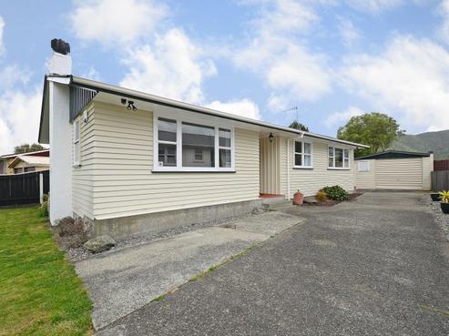 4 Riversdale Road, Clouston Park