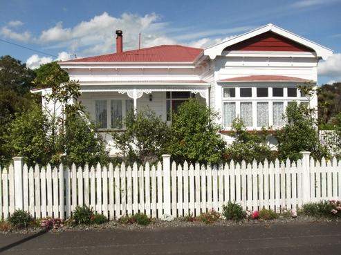 19 York Street, Dannevirke