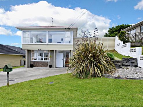 13 Laurel Street, Mount Albert