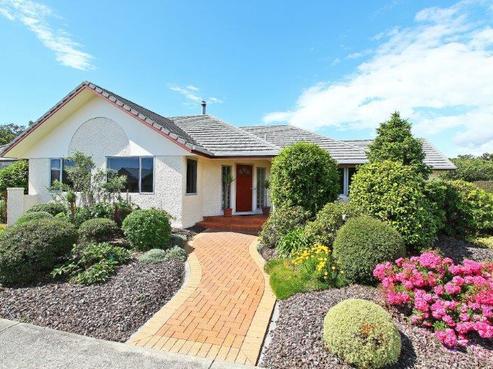 8 Tyree Drive, Stoke