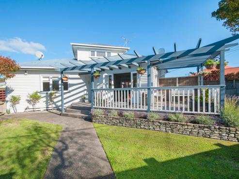 37 Garden Road, Avalon