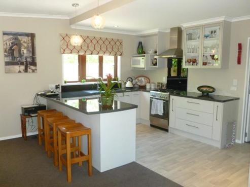 46 High Street, Chertsey