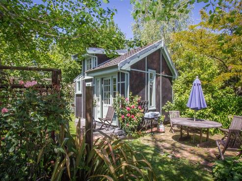 6 Wood Street, Greytown