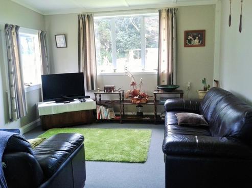 12 Carrs Road, Urenui