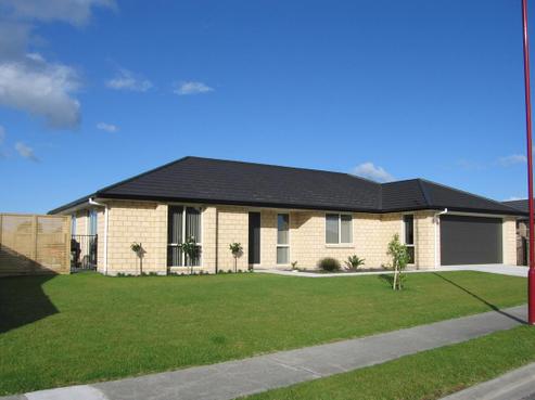 7 Wai Place, One Tree Point