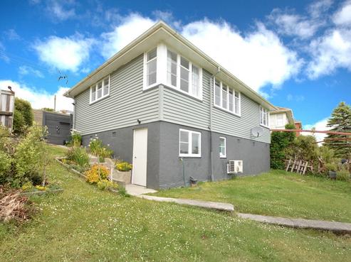 28 Panmure Avenue, Calton Hill