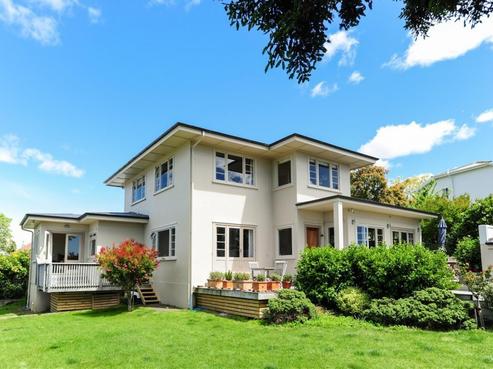 1 Hukarere Road, Napier Hill