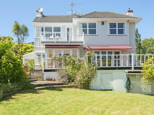 43 Whitemans Road, Silverstream