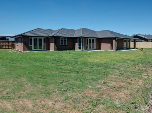 14 Highworth Crescent, Rolleston