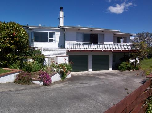 11 Korimako Road, Waipahihi