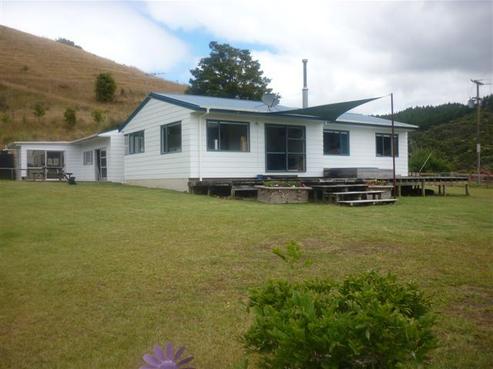 427 Lowe Road, Hikurangi
