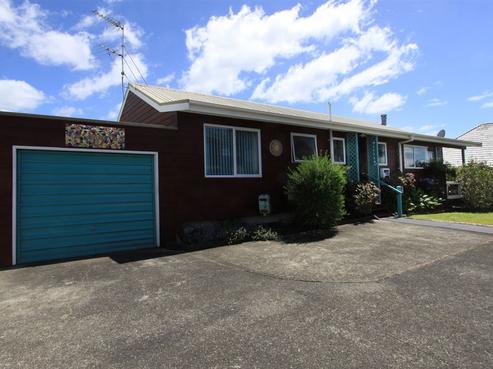 33A Alec Craig Way, Gulf Harbour