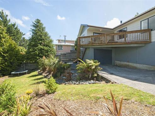 1 Serenity Grove, Maoribank