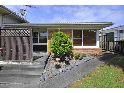2/24 Pegler Drive, Howick