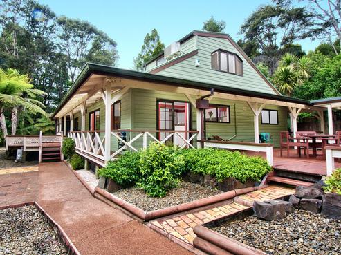 15 Kauri Loop Road, Oratia