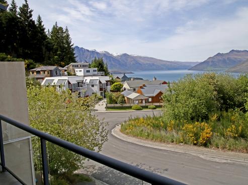 6B Vancouver Drive, Queenstown Central