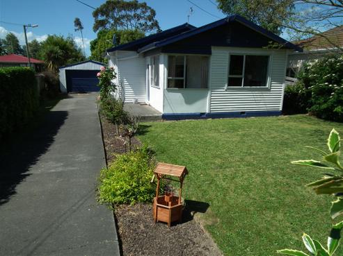 62 Sylvan Street, Middleton