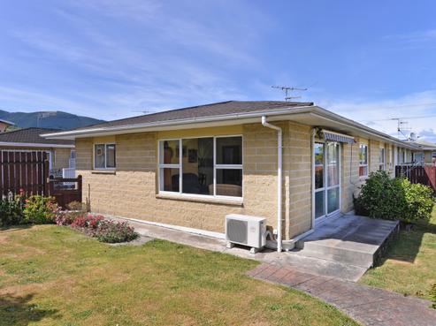 2/151 Songer Street, Stoke