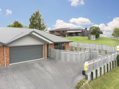 84I Horsham Downs Road, Rototuna North