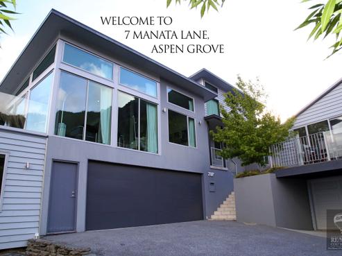 7 Manata Lane, Fernhill/Sunshine Bay