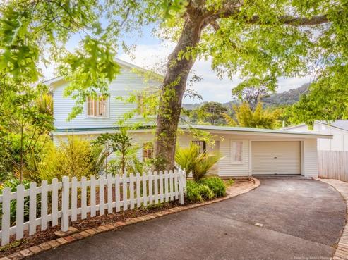 595 South Titirangi Road, Titirangi