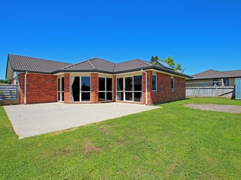 5D Estate Grove, Inglewood