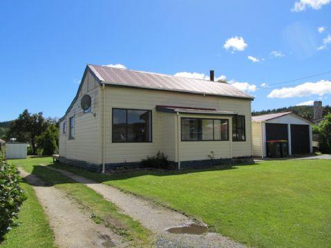 31 Saint Catherine Street, Kaitangata