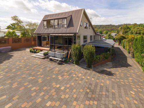 2 Burn Road, Lynmore