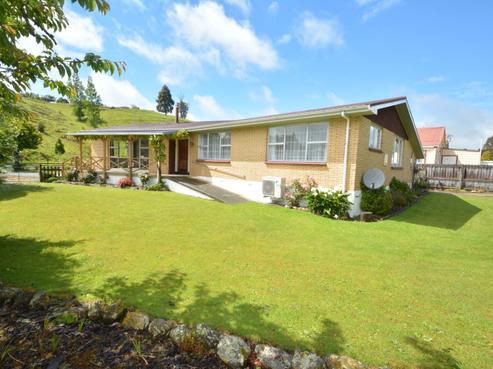 24 Whitehaven Street, Lawrence