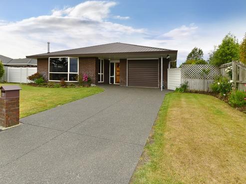10 Oldham Place, Darfield