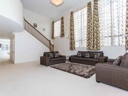 12 Rosses Place, Pinehill