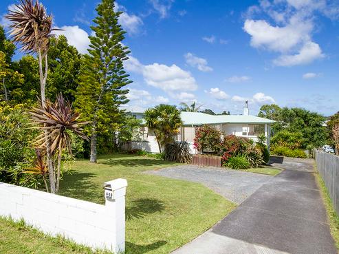 440 East Coast Road, Windsor Park