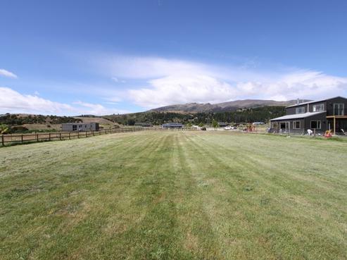 38 Harris Place, Luggate