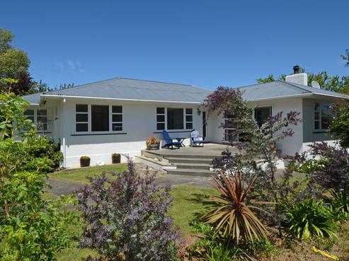 76 Cologne Street, Martinborough