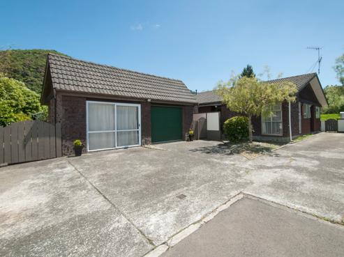 5A Gemstone Drive, Birchville