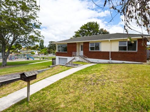 63 Patons Road, Howick
