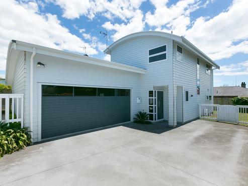 2/255 Courtenay Street, Strandon
